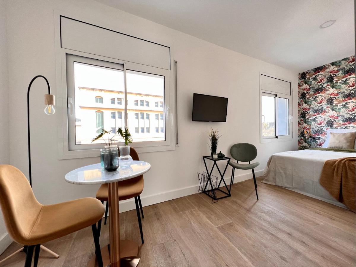 Crysoyle Apartment Barcelona Next To Camp Nou L'Hospitalet de Llobregat Exterior photo